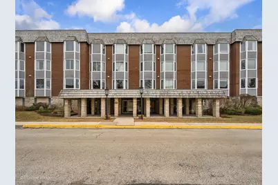 2500 Windsor Mall #1H, Park Ridge, IL 60068 - Photo 1