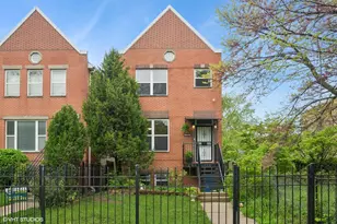 4134 S Ellis Ave, Chicago, IL 60653 - Photo 1