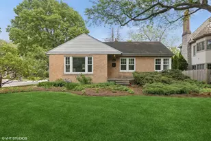 625 N County Line Rd, Hinsdale, IL 60521 - Photo 1