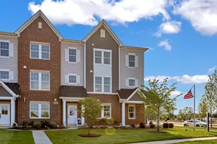 157 Yorktown Ct, Libertyville, IL 60048 - Photo 1