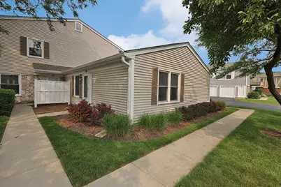 260 Nantucket Harbor #260, Schaumburg, IL 60193 - Photo 1
