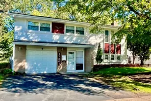 17301 Burr Oak Ln, Hazel Crest, IL 60429 - Photo 1