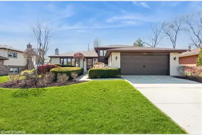 7518 Cambridge Road, Darien, IL 60561 - Photo 1