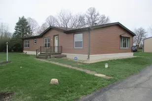 2912 E 11th Rd, Ottawa, IL 61350 - Photo 1