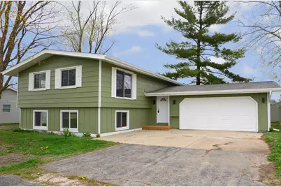 12 Airport Road, Ottawa, IL 61350 - Photo 1