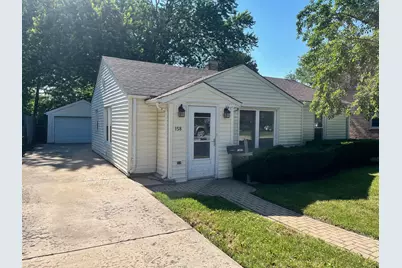 158 N Pershing Avenue, Mundelein, IL 60060 - Photo 1