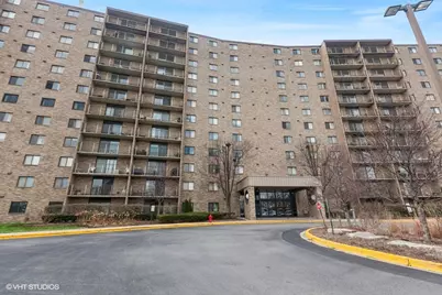 6340 Americana Drive #313, Willowbrook, IL 60527 - Photo 1