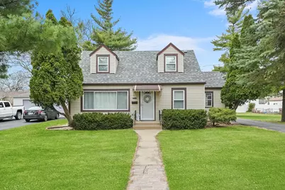 6840 W Crandall Avenue, Worth, IL 60482 - Photo 1