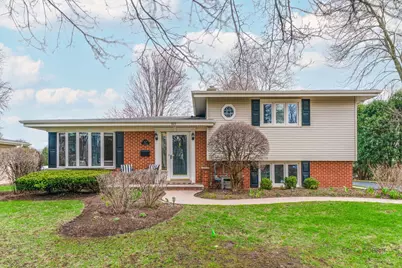 929 S Dunton Avenue, Arlington Heights, IL 60005 - Photo 1