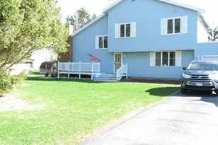 10902 E French St, Grant Park, IL 60940 - Photo 1