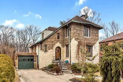 2136 W Howland Avenue, Chicago, IL 60643 - Photo 1