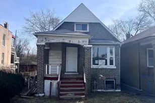 6725 S Prairie Ave, Chicago, IL 60637 - Photo 1