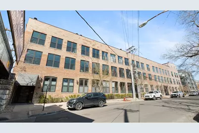 1760 W Wrightwood Avenue #305, Chicago, IL 60614 - Photo 1