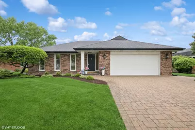 1115 S Vail Avenue, Arlington Heights, IL 60005 - Photo 1