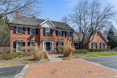 720 Newcastle Drive, Lake Forest, IL 60045 - Photo 1