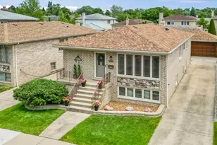 3757 N Oak Park Ave, Chicago, IL 60634 - Photo 1