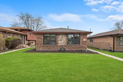 13939 S Manistee Avenue, Burnham, IL 60633 - Photo 1