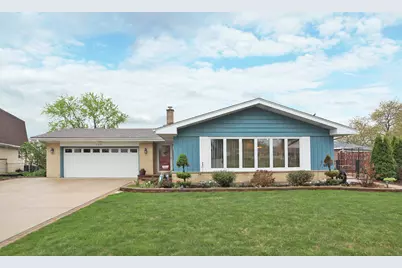 609 Berkshire Court, Schaumburg, IL 60193 - Photo 1