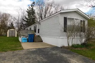 69 Apple Ln, Bourbonnais, IL 60914 - Photo 1