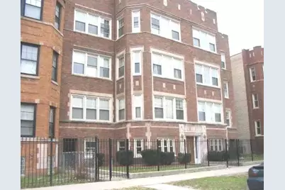 7522 S Essex Avenue, Chicago, IL 60649 - Photo 1
