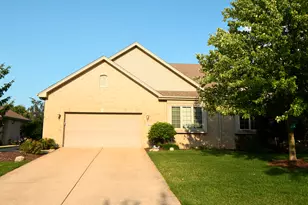 21809 Tower Bridge Dr, Mokena, IL 60448 - Photo 1