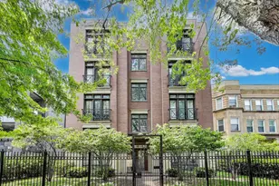 4860 N Kenmore Ave, Chicago, IL 60640 - Photo 1