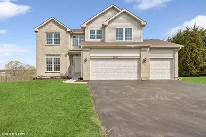 13410 W Hidden Springs Trail, Wadsworth, IL 60083 - Photo 1