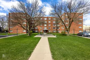 222 Madison St, Joliet, IL 60435 - Photo 1