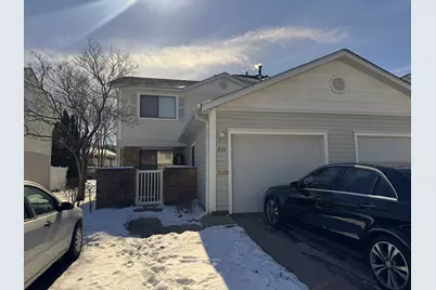 623 Breakers Point, Schaumburg, IL 60194 - Photo 1