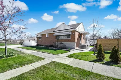 813 Suffolk Avenue, Westchester, IL 60154 - Photo 1