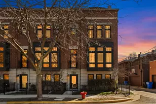 2849 N Hermitage Ave, Chicago, IL 60657 - Photo 1