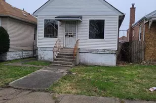 8930 S Euclid Ave, Chicago, IL 60617 - Photo 1