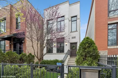 2128 W Ohio Street, Chicago, IL 60612 - Photo 1