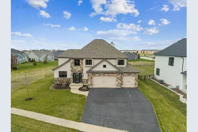 1117 Heron Creek Drive, Sycamore, IL 60178 - Photo 1