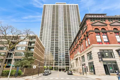 1560 N Sandburg Terrace #3207J, Chicago, IL 60610 - Photo 1