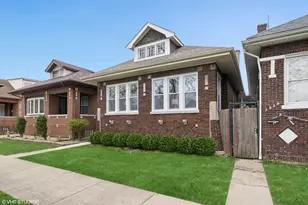 8022 S Euclid Ave, Chicago, IL 60617 - Photo 1