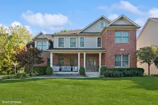 1049 Deer Glen Ct, Glen Ellyn, IL 60137 - Photo 1