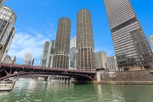 300 N State St, Chicago, IL 60654 - Photo 1