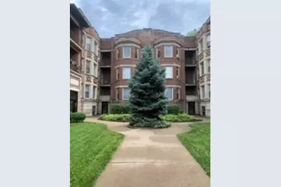 427 E Oakwood Boulevard #6, Chicago, IL 60653 - Photo 1