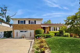 270 Concord Dr, Melrose Park, IL 60160 - Photo 1