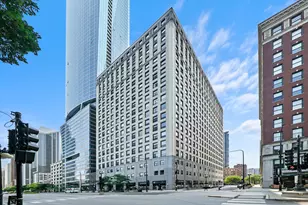 910 S Michigan Ave, Chicago, IL 60605 - Photo 1