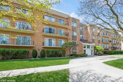 9620 S Komensky Avenue #205, Oak Lawn, IL 60453 - Photo 1