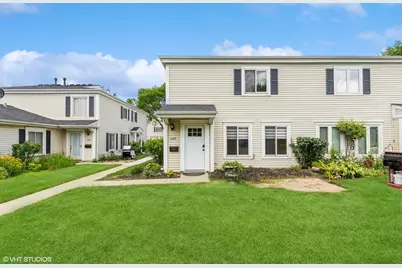 1110 Cove Drive #218C, Prospect Heights, IL 60070 - Photo 1