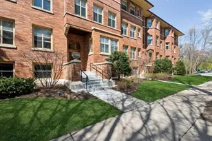 936 Hinman Ave, Evanston, IL 60202 - Photo 1