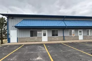 181 Wolf St, Yorkville, IL 60560 - Photo 1