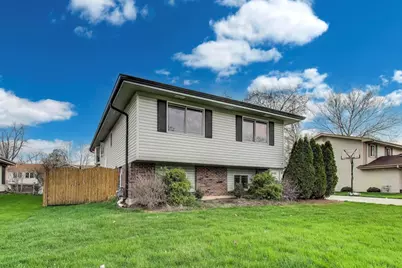 21W569 Kensington Road, Glen Ellyn, IL 60137 - Photo 1