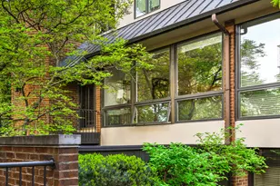 1343 N Sutton Pl, Chicago, IL 60610 - Photo 1