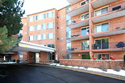 18 E Old Willow Road #105N, Prospect Heights, IL 60070 - Photo 1