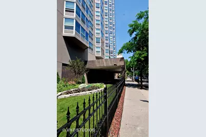 720 W Gordon Terrace #18N, Chicago, IL 60613 - Photo 1