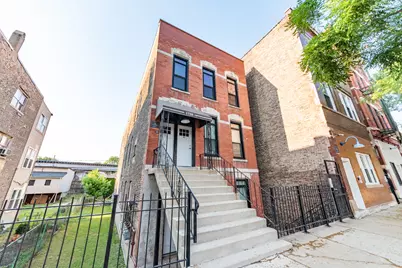 1726 W 21st Street #2F, Chicago, IL 60608 - Photo 1